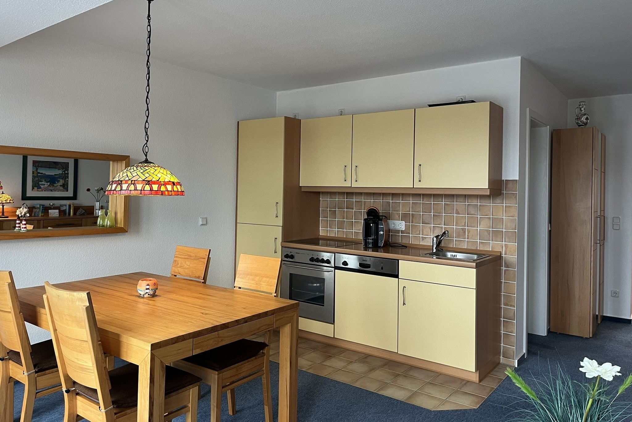 Essbereich mit offener Küche