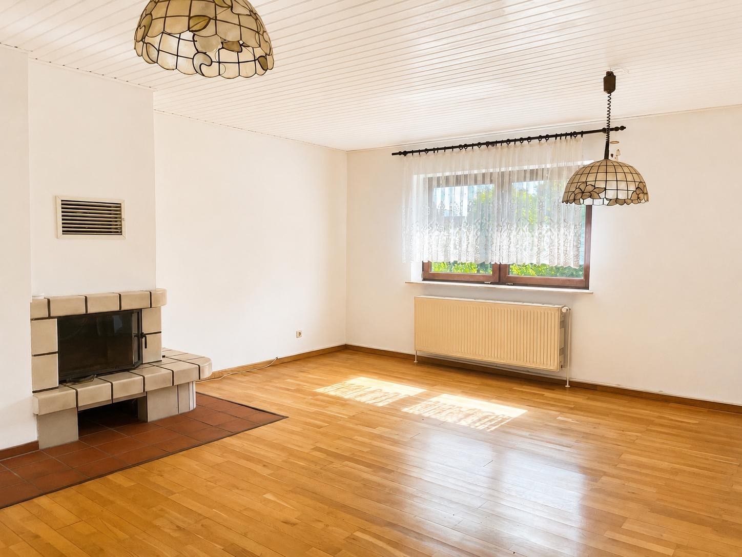 Wohnbereich mit Kamin