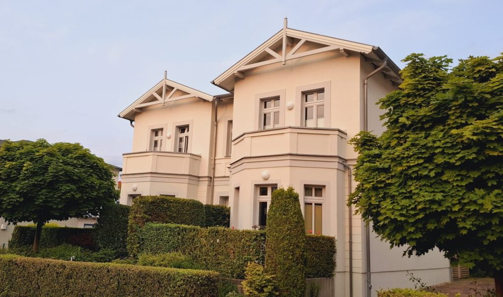 Kühlungsborn - 4-Familienhaus / 4 x Eigentumswohnung