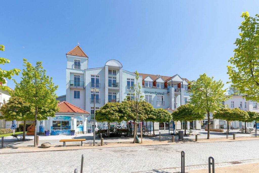 Kühlungsborn - Strandnahe Ferienwohnung im Haus „Strandjuwel“